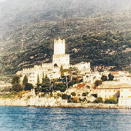 Holiday home Lovely Wiev&pool Malcesine